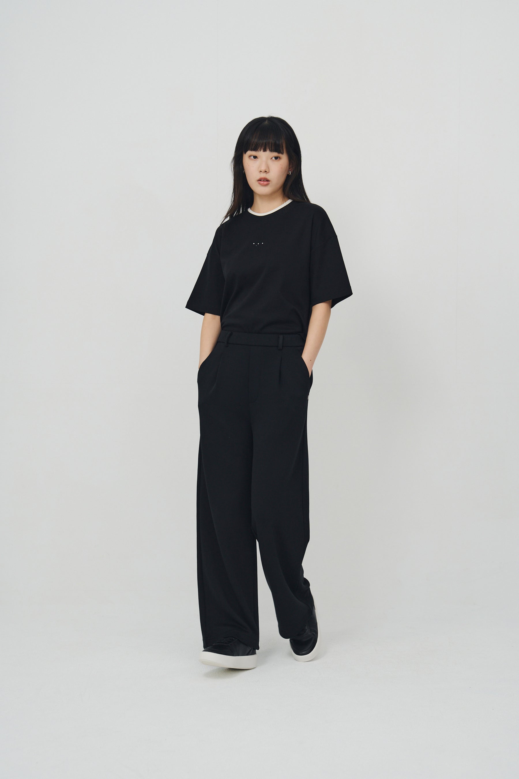 冰膚液態棉三點短T Tri-dots Liquid Tee - 暗夜黑 Black