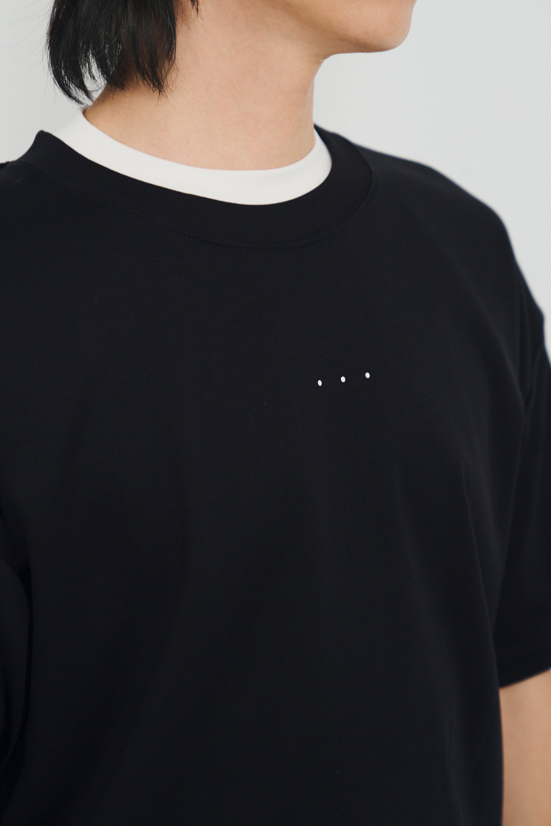 冰膚液態棉三點短T Tri-dots Liquid Tee - 暗夜黑 Black