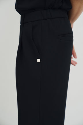 柔膚空氣長寬褲 Tenderism Trousers - 經典黑 Black
