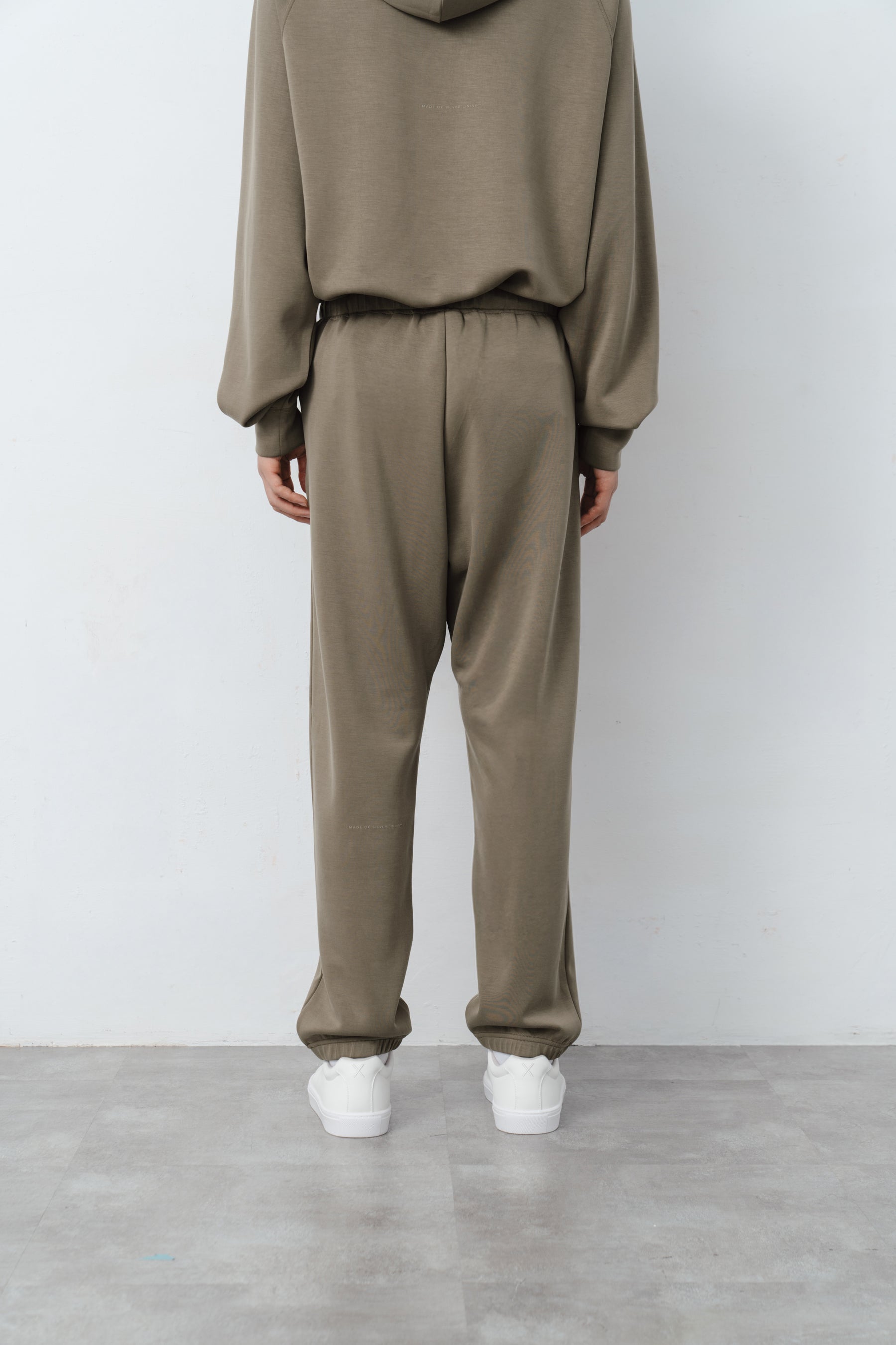 柔膚空氣束口褲 Tenderism Sweatpants - 大地棕 Moss Brown