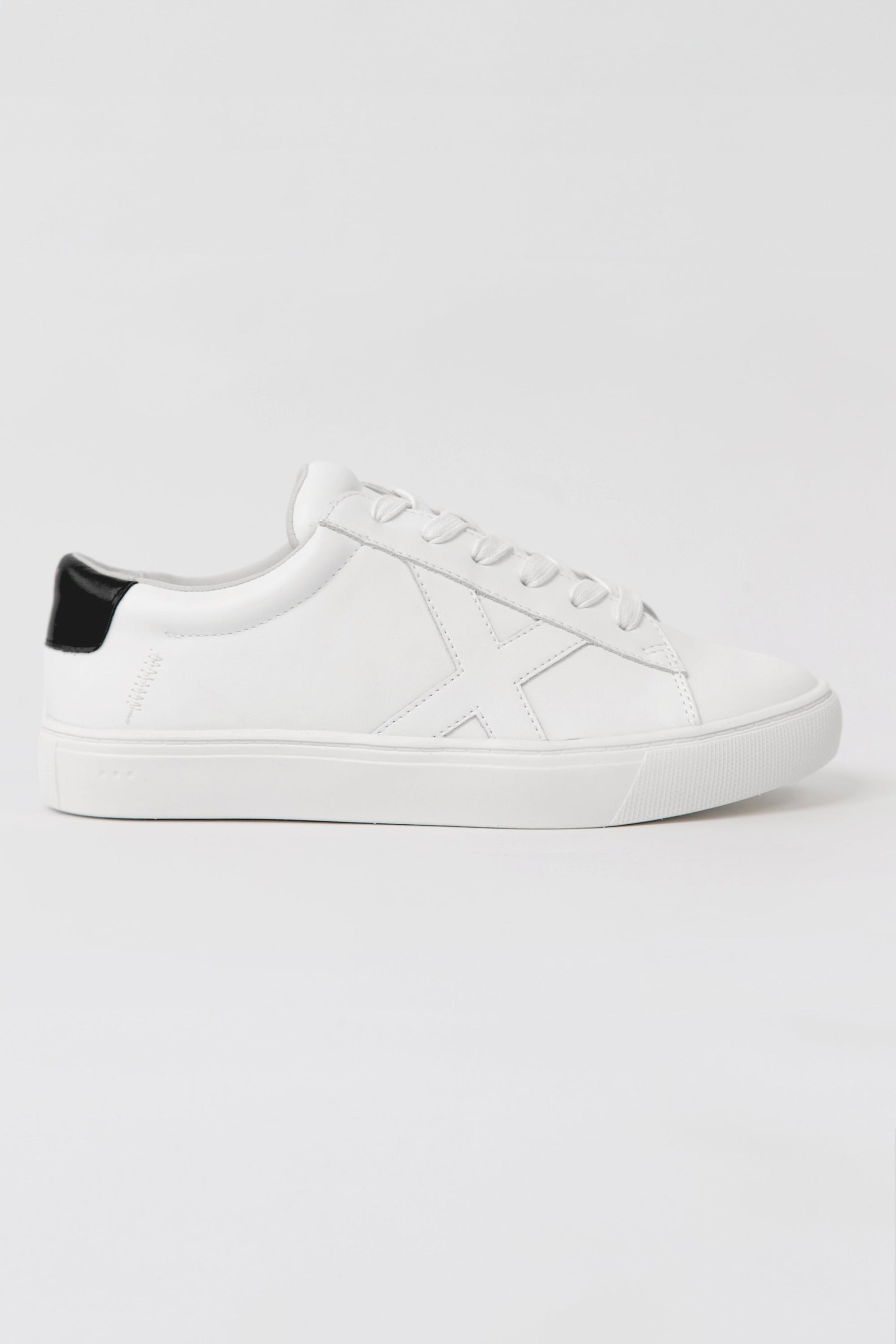 防潑水小白鞋 Scooter Two - 經典白 All White