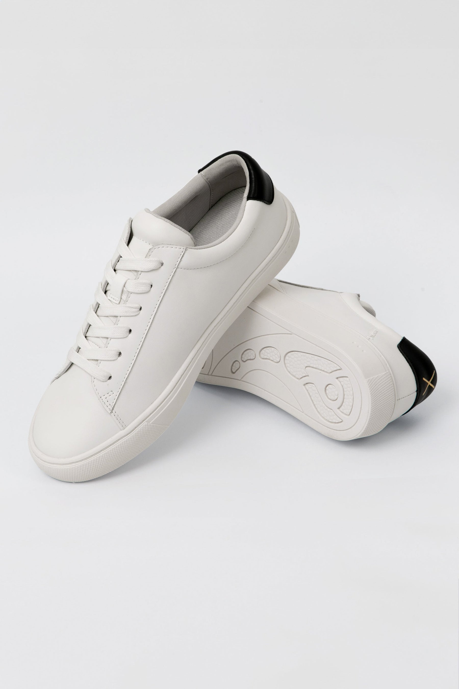 防潑水小白鞋 Scooter Two - 經典白 All White