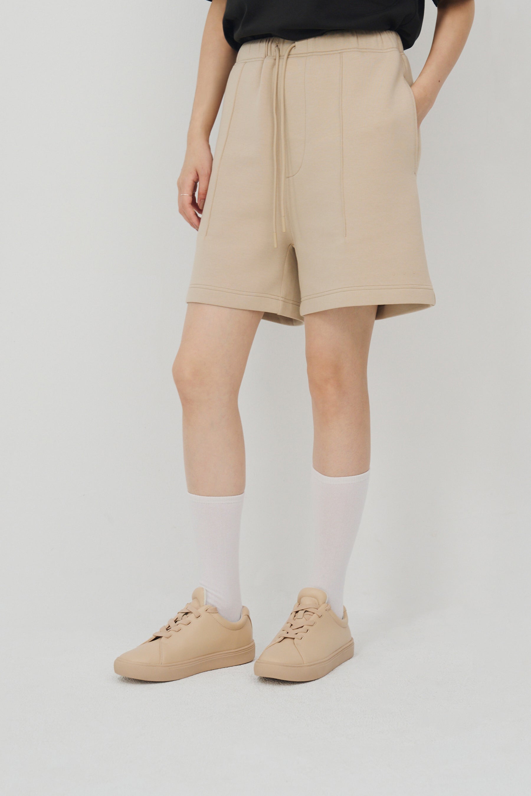 冰膚液態棉抓褶短褲 Tri-dots Liquid Shorts - 棕褐色 Taupe